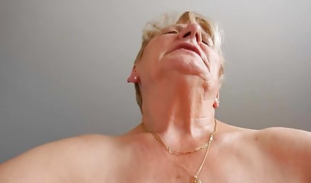 Du bist eine sehr böse Schwester, ich werde dich bestrafen
