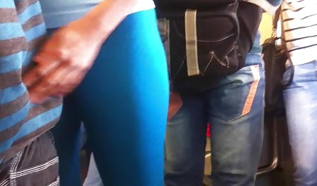 Francesca James fickt mit einem glücklichen Kerl in den Arsch