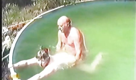 Ex-Freundin macht Twerk, während sie einen Schwanz reitet